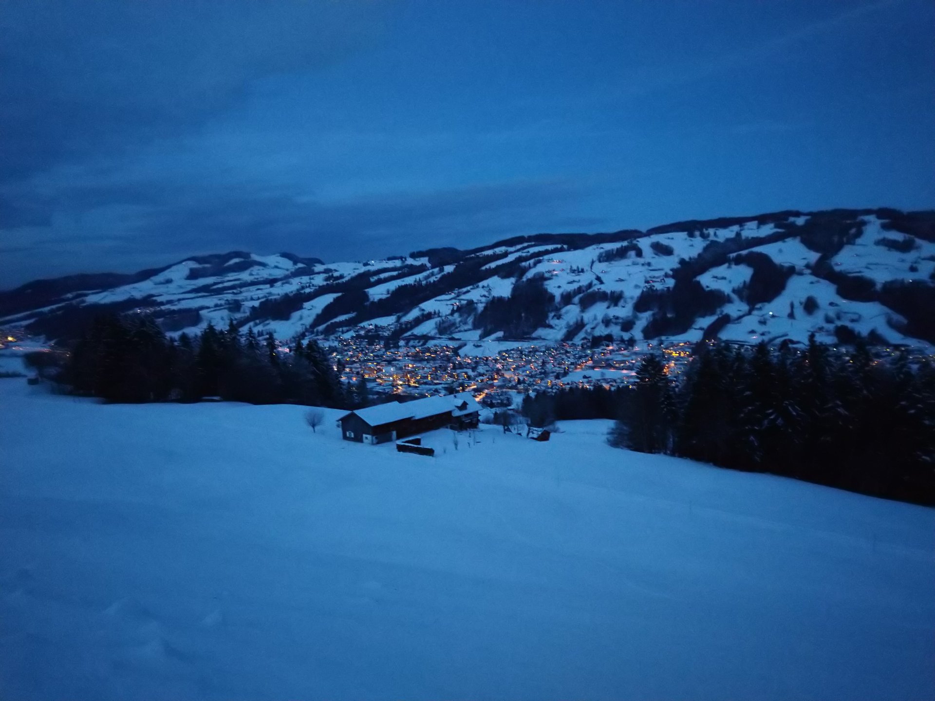 Schneeschuh Vollmond.jpg